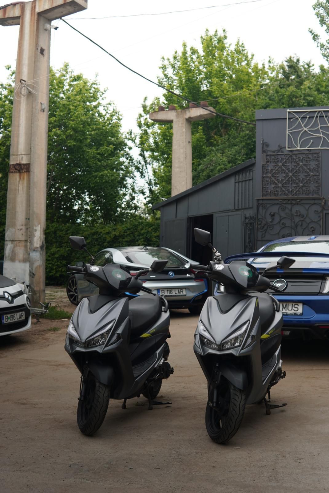 Service scutere București — atelierul propriu KIRIS RENT pentru întreținerea scuterelor 50cc și 125cc